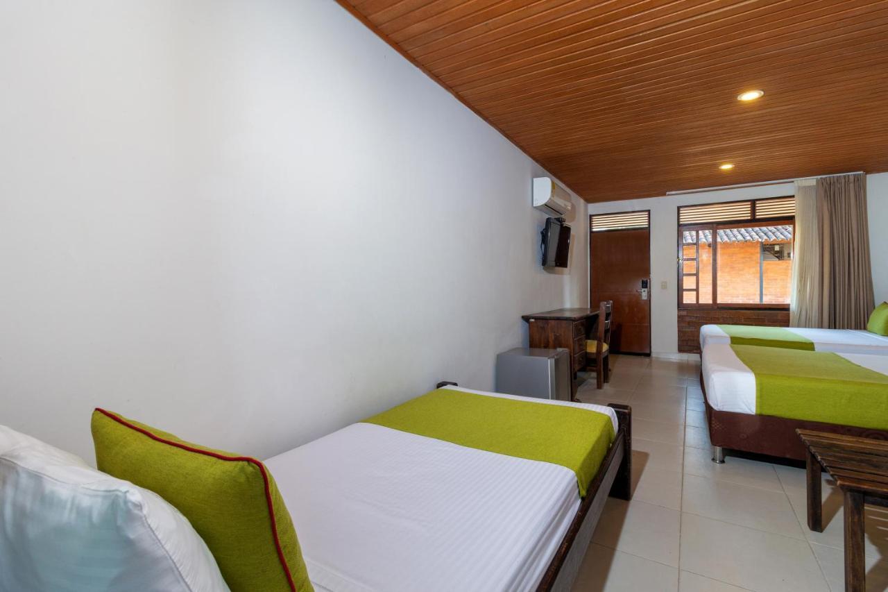 Hotel Campestre La Potra Apiay Kültér fotó