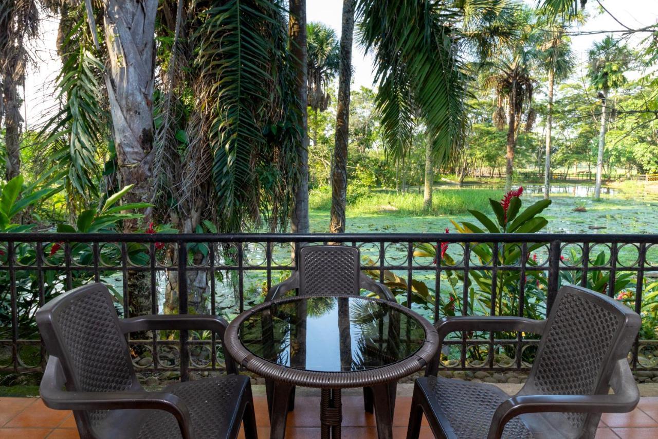 Hotel Campestre La Potra Apiay Kültér fotó